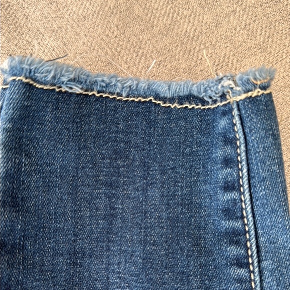 NWOT KanCan Classic Blue Distressed Jeans 26 - Picture 4 of 11